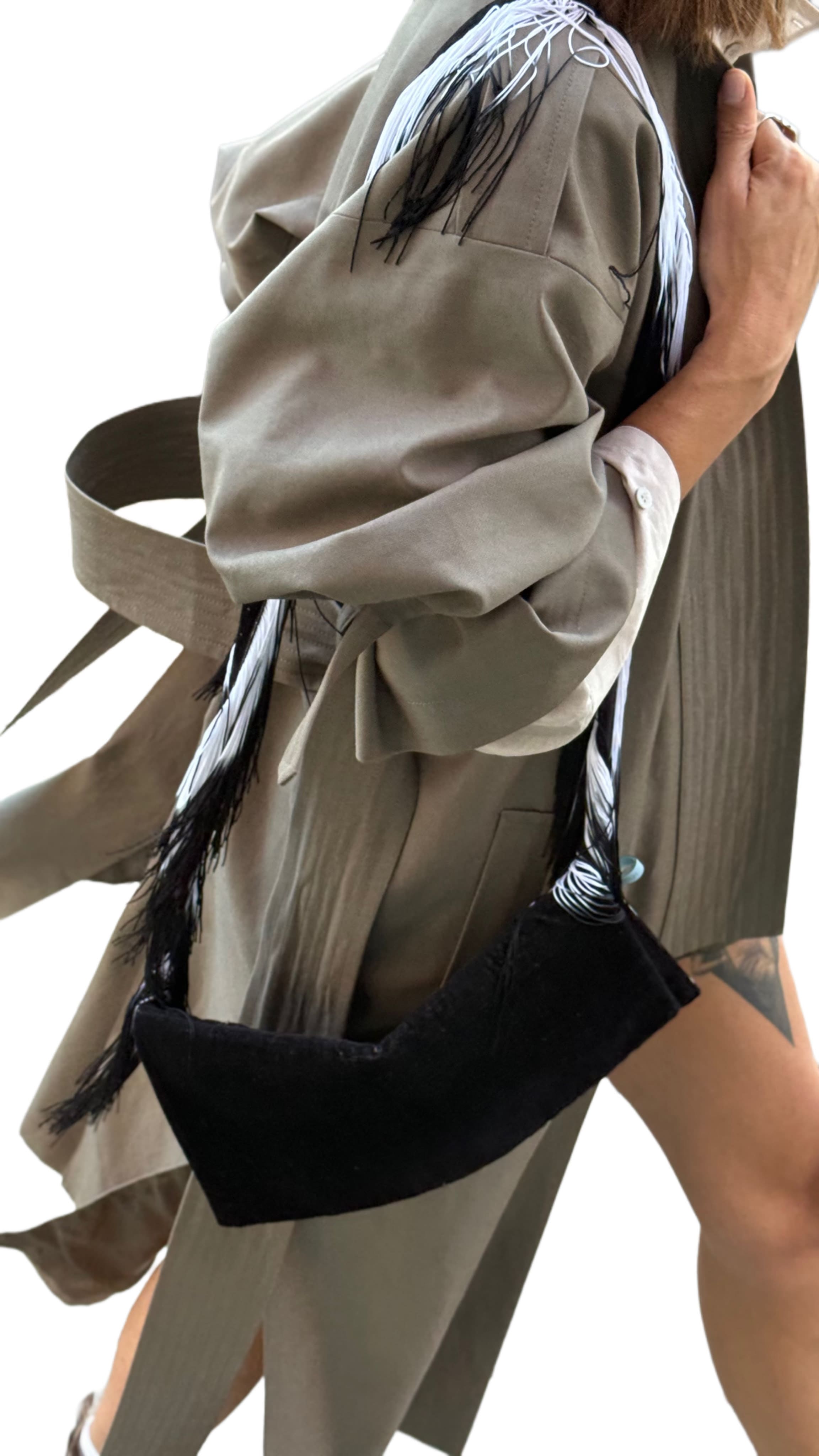 AVENUE X FRINGE BAG zdjęcie 3